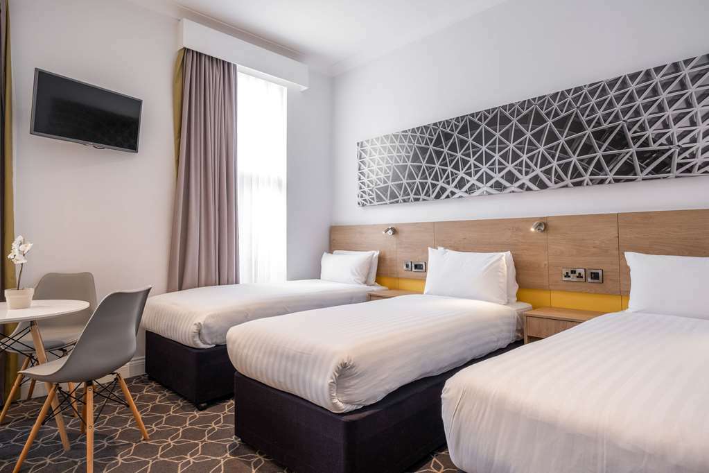 Comfort Inn & Suites Kings Cross St. Pancras London Room photo